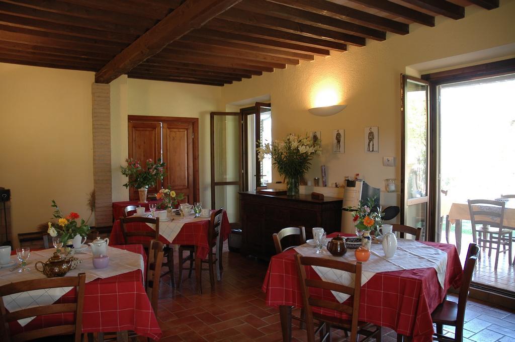 Agriturismo Pian Dei Pini Монтияно Экстерьер фото