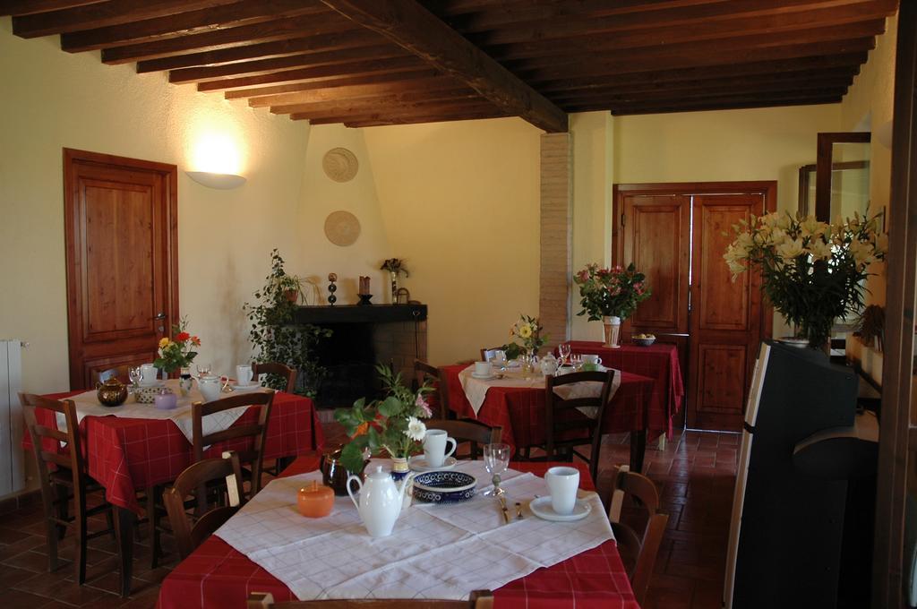 Agriturismo Pian Dei Pini Монтияно Экстерьер фото